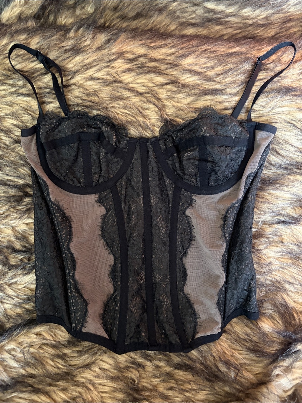 Coquette Romantic Lace Corset Top Y2K Out From Under Bustier, Size M